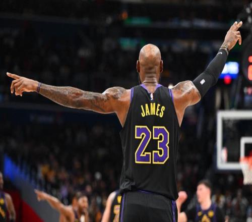 免费观战,揭秘亚特兰,大与克雷莫,火狐体育官网,HuoHu,SPORTS,火狐体育中国官网,HuoHu体育平台,火狐体育服务